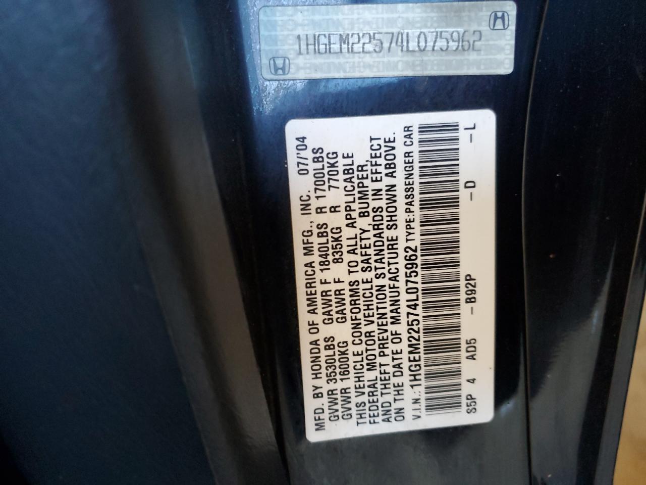 2004 Honda Civic - Image 12
