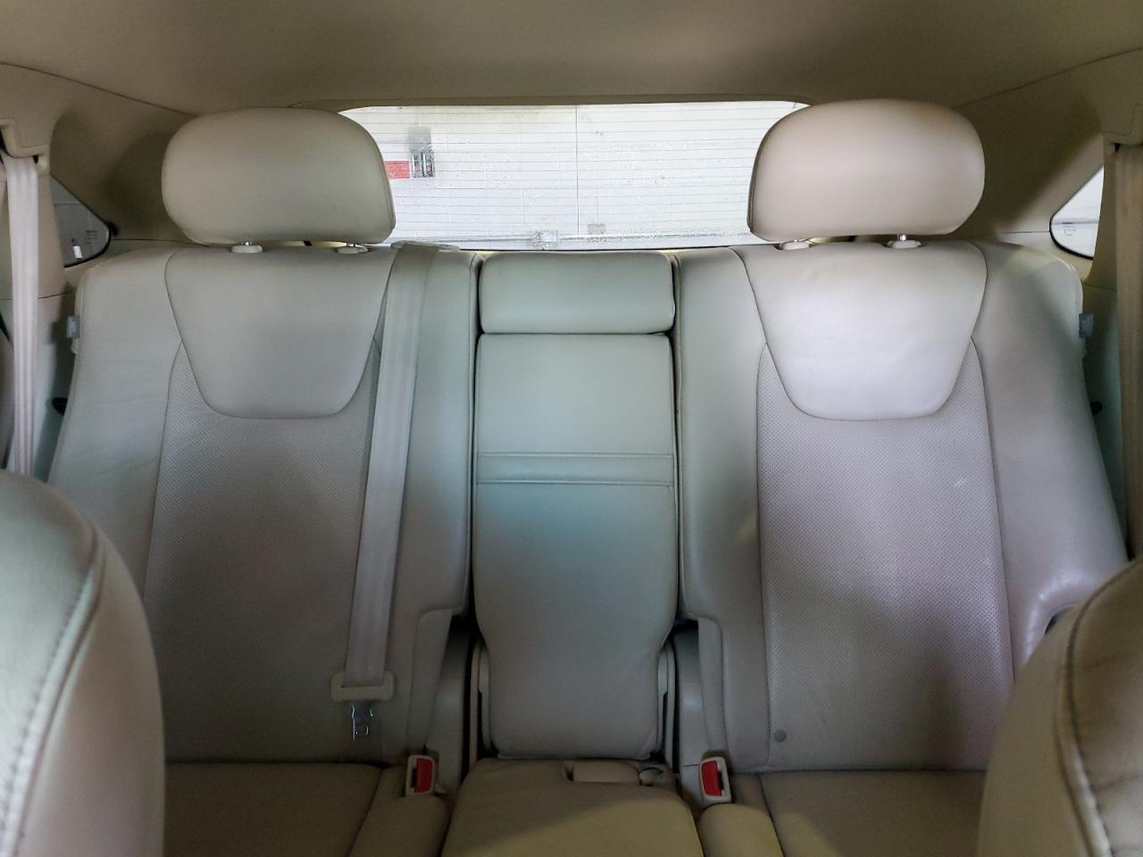 2011 Lexus RX - Image 10
