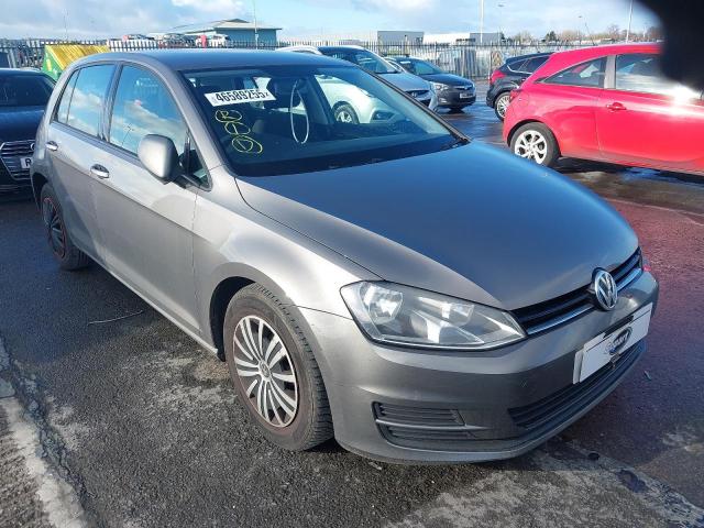 2014 VOLKSWAGEN GOLF S BLU