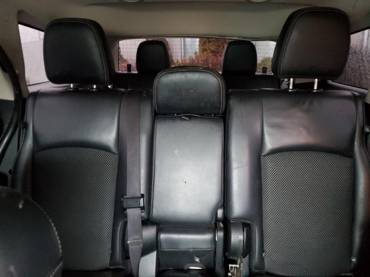 2017 Dodge Journey - Image 10