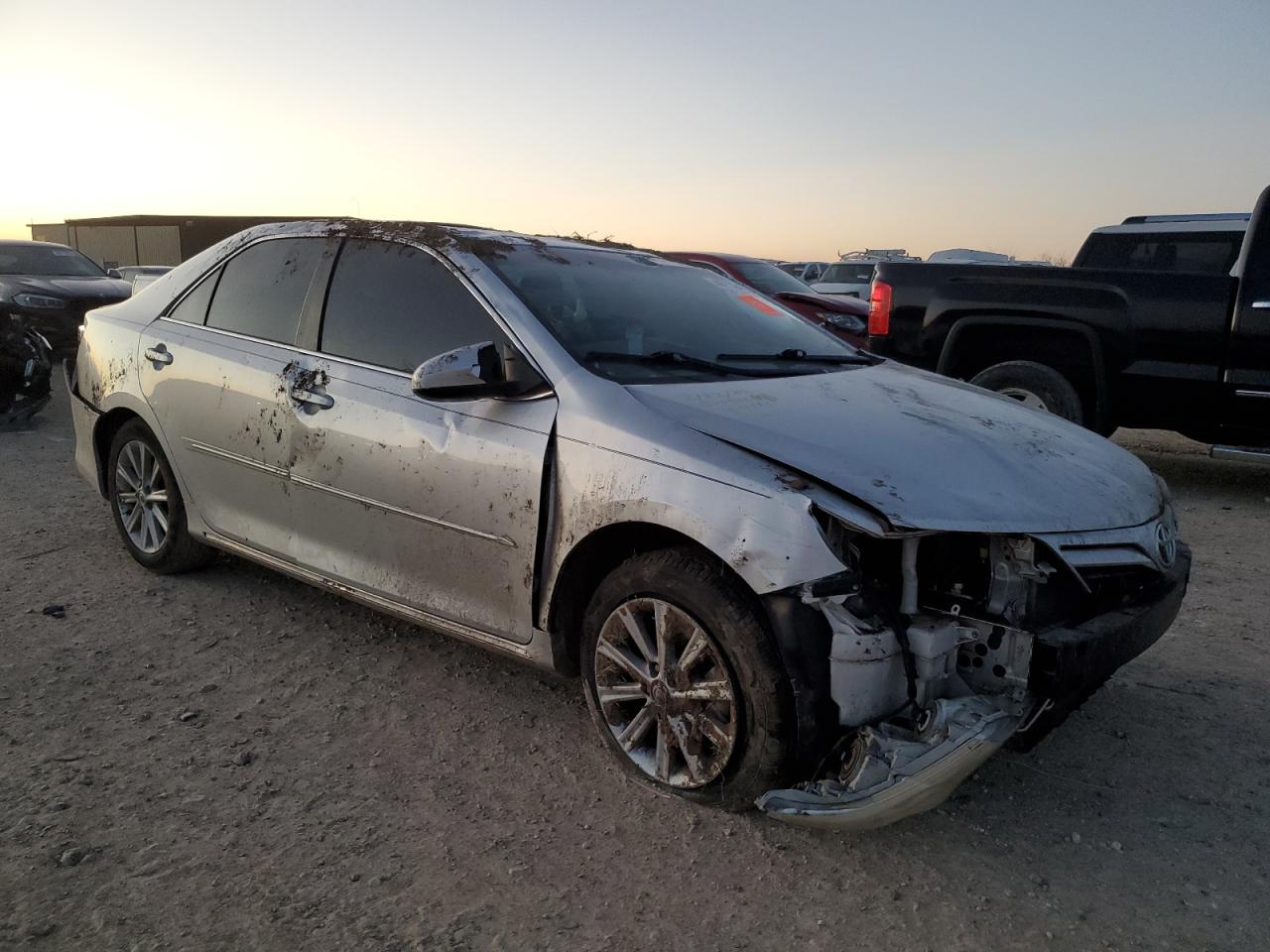 2014 Toyota Camry - Image 4