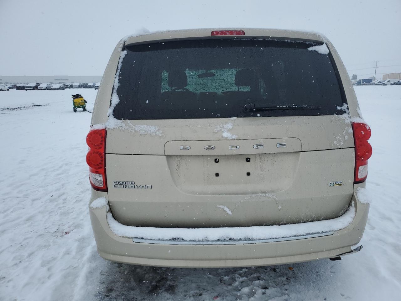 2012 Dodge Caravan - Image 6