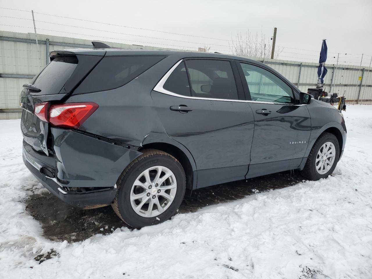 2019 Chevrolet Equinox - Image 3
