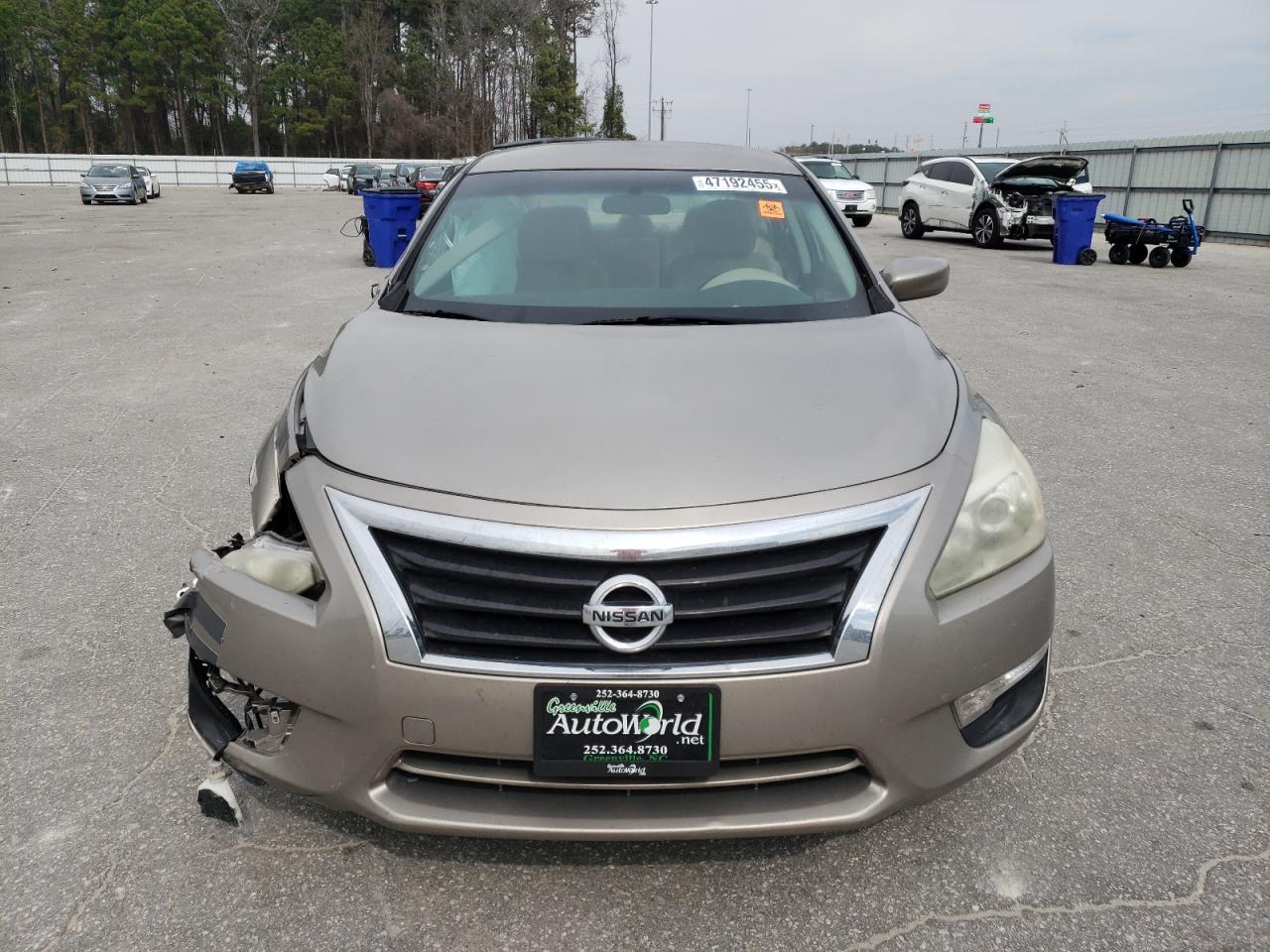 2015 Nissan Altima - Image 5