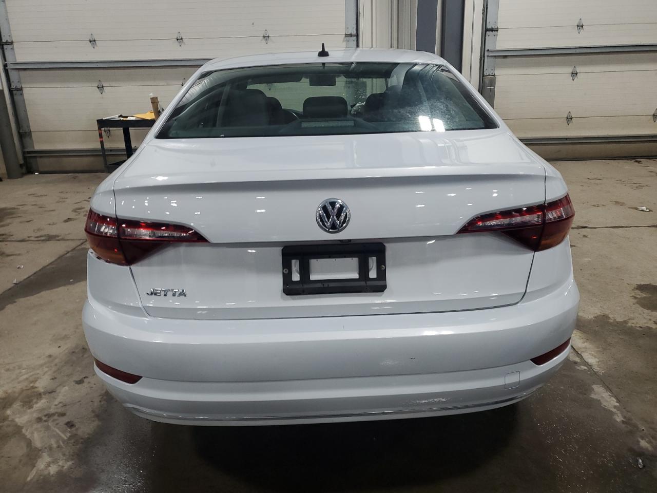 2019 Volkswagen Jetta - Image 6