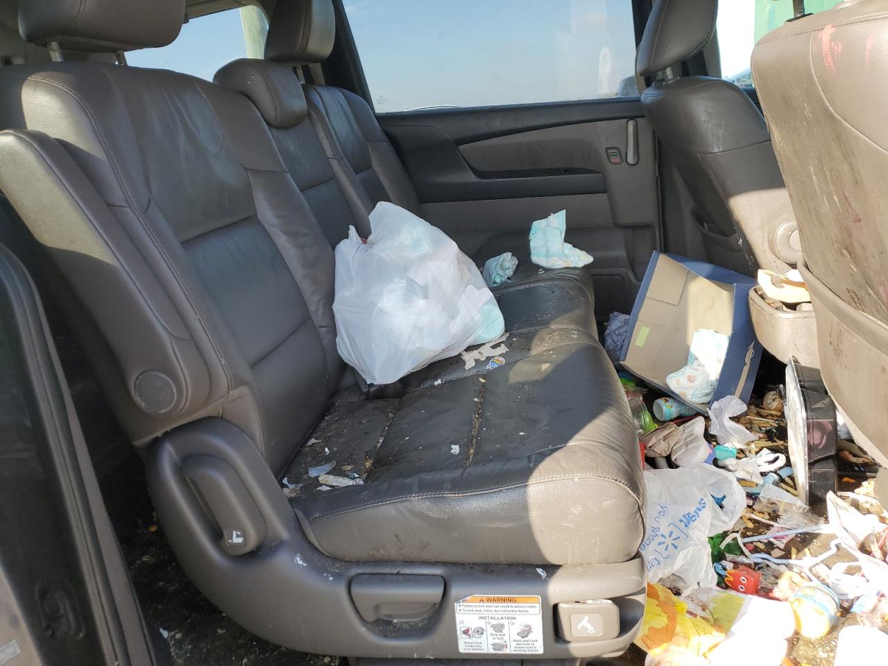 2011 Honda Odyssey - Image 11