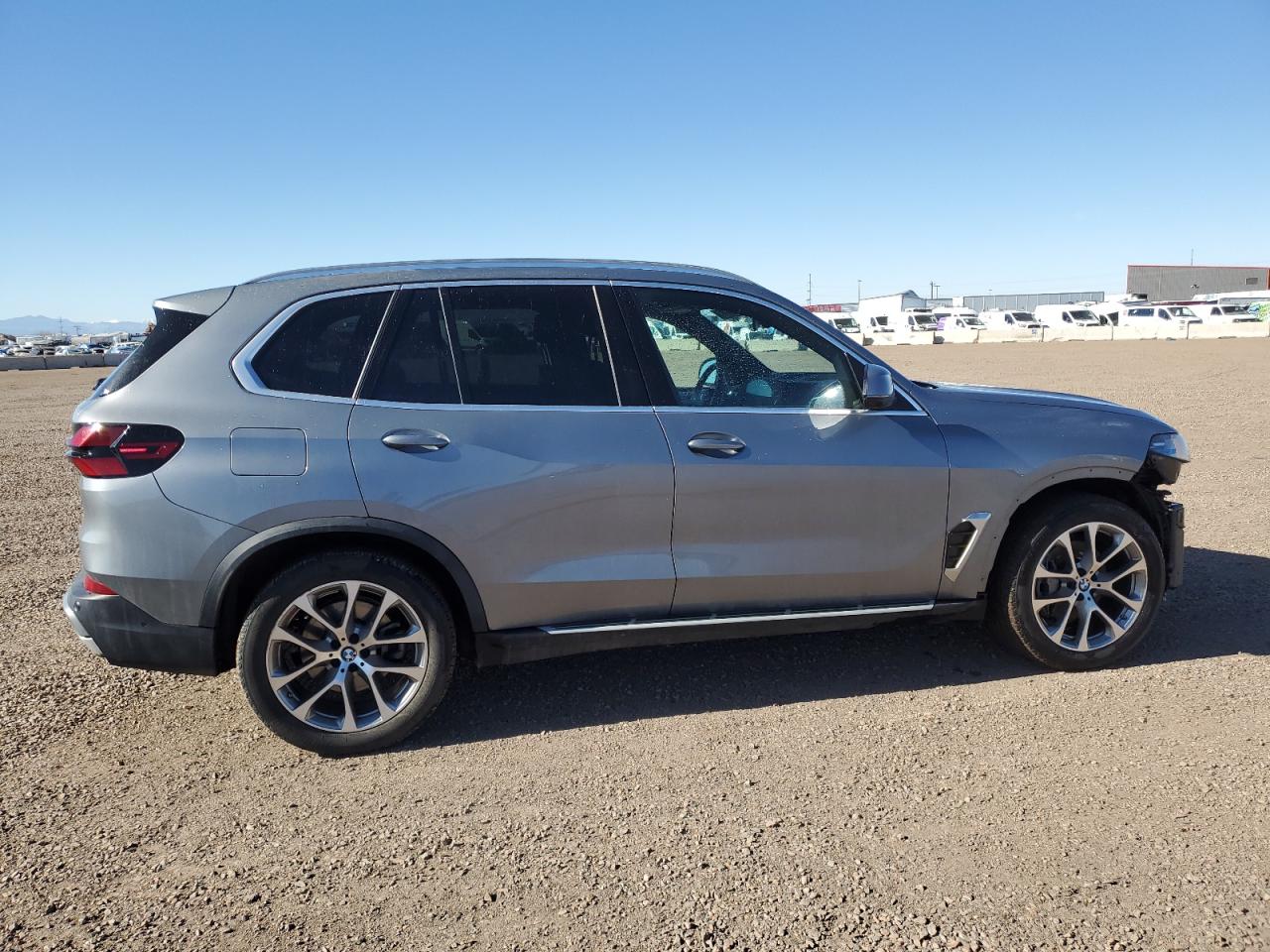 2024 BMW X5 - Image 3
