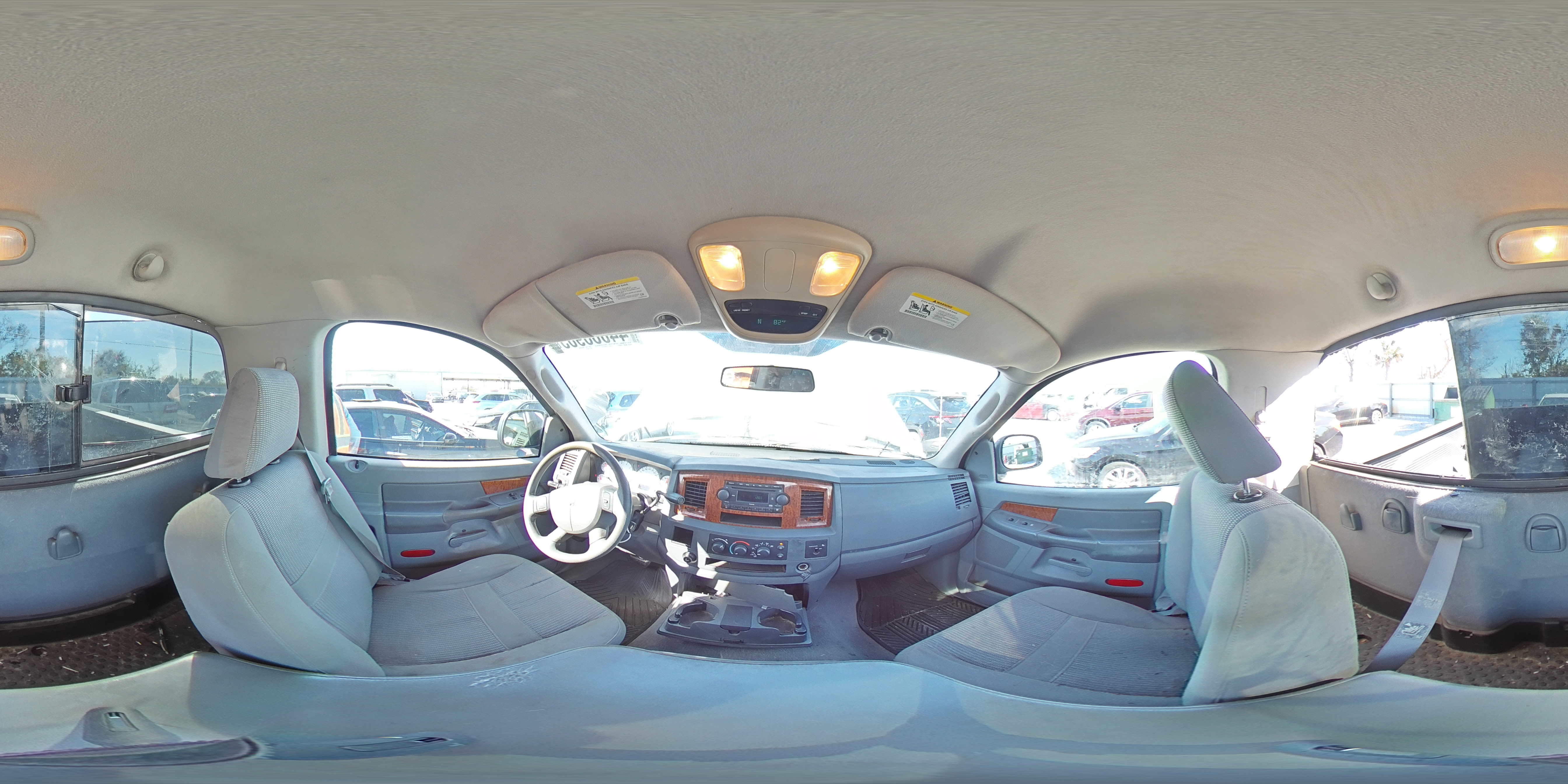 2006 Dodge RAM - Image 12
