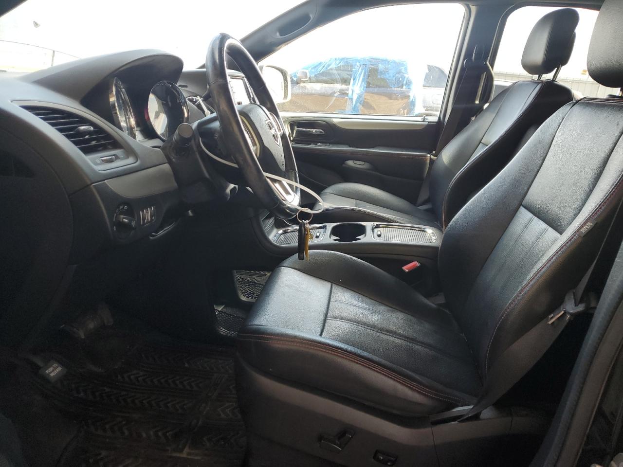 2019 Dodge Caravan - Image 7