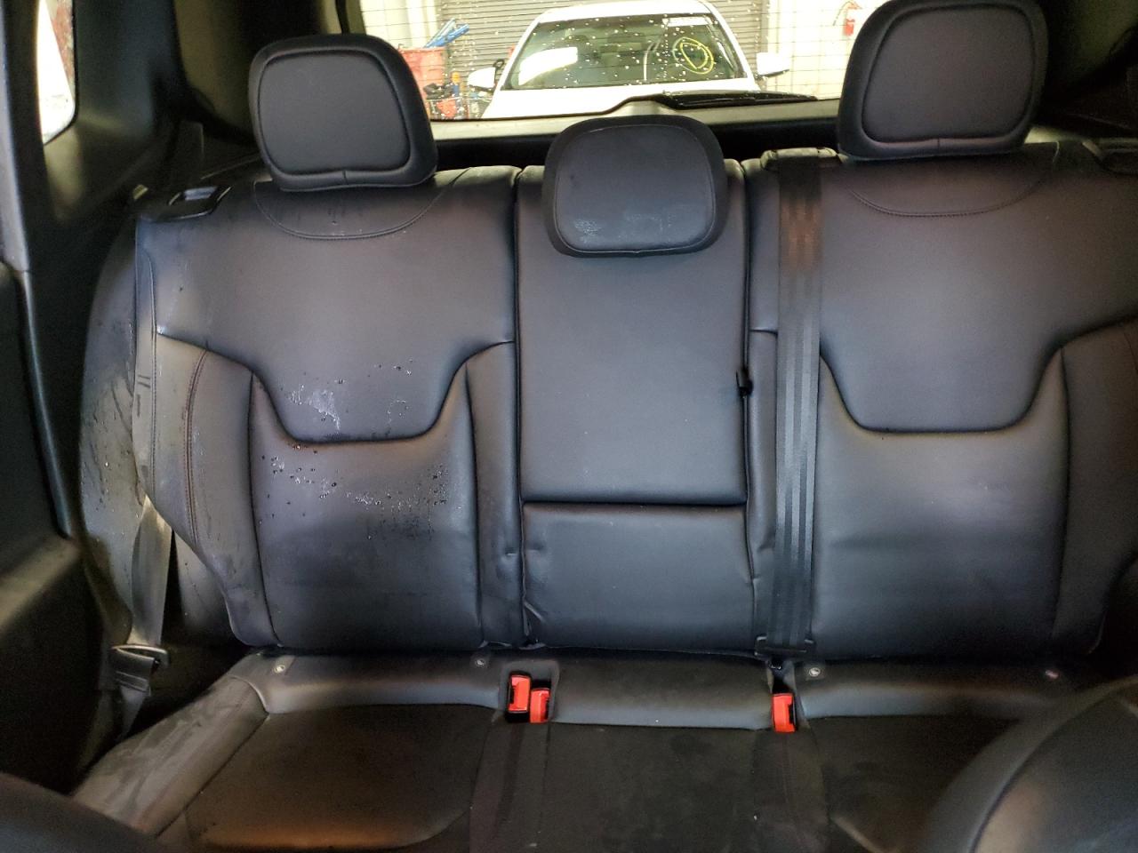 2018 Jeep Renegade - Image 10