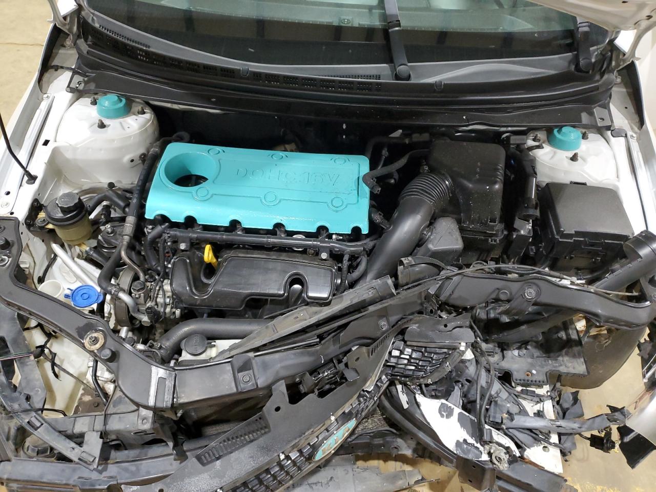 2013 Kia Forte - Image 12