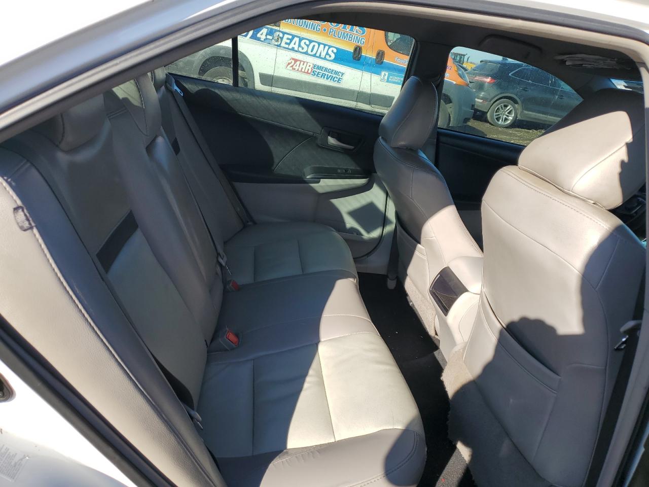 2012 Toyota Camry - Image 10