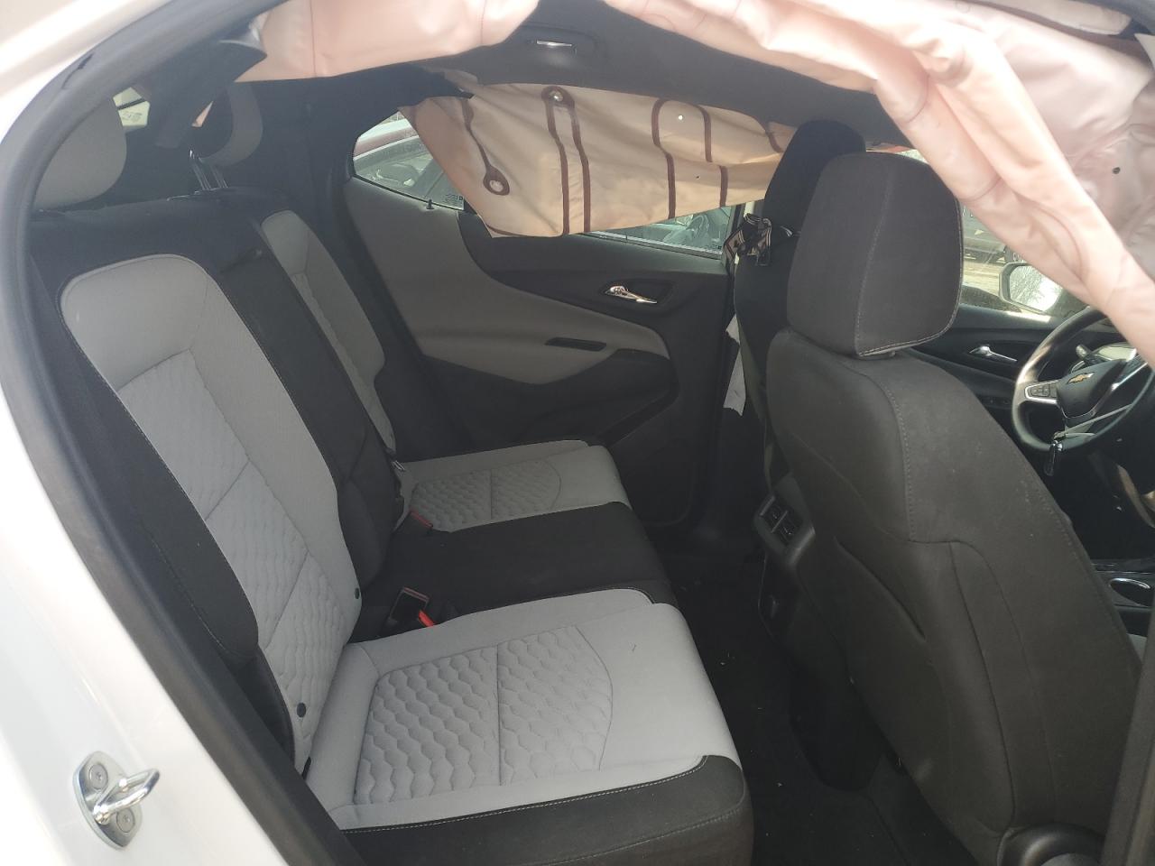 2018 Chevrolet Equinox - Image 10