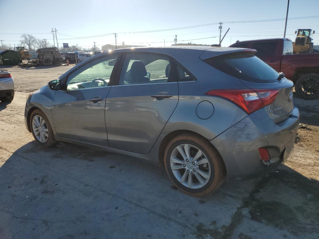 2017 Hyundai Elantra - Image 2