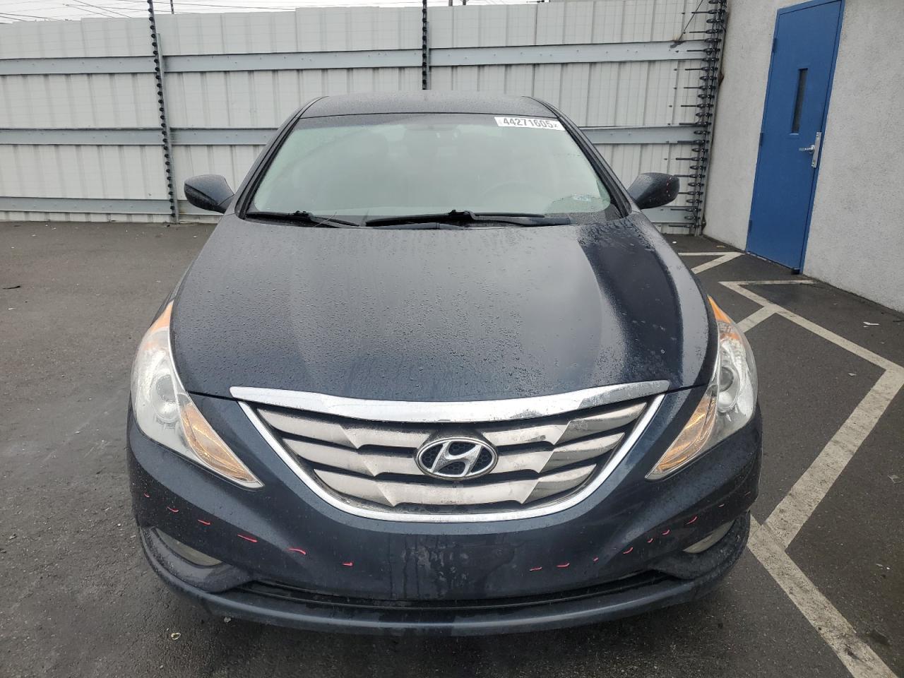 2013 Hyundai Sonata - Image 5