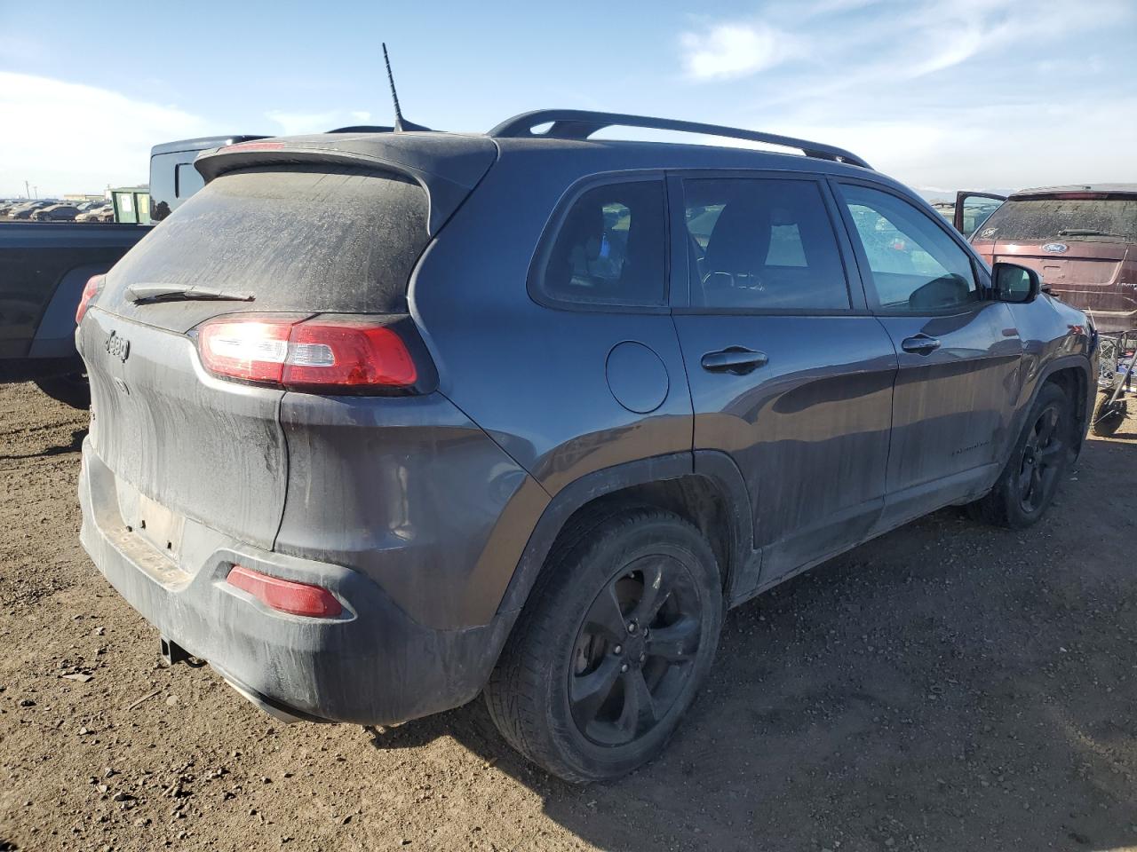 2016 Jeep Grand Cherokee - Image 3