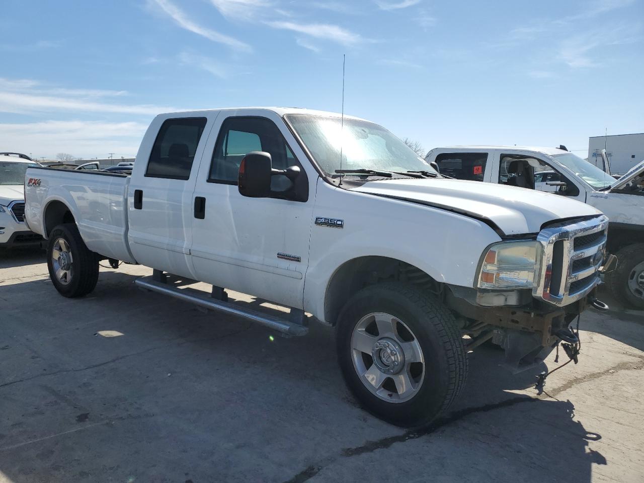 2006 Ford F350 - Image 4