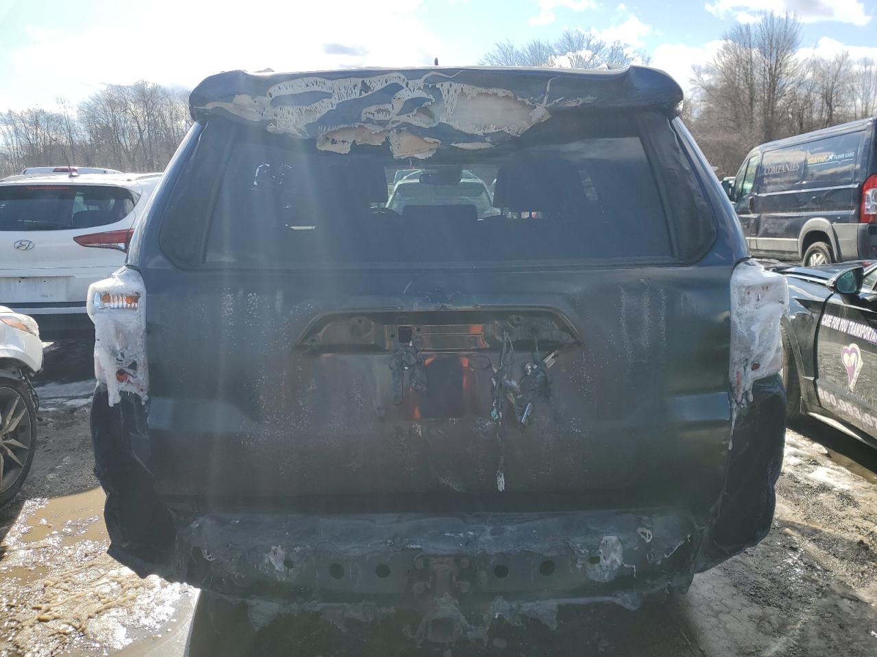 2020 Toyota 4Runner - Image 6