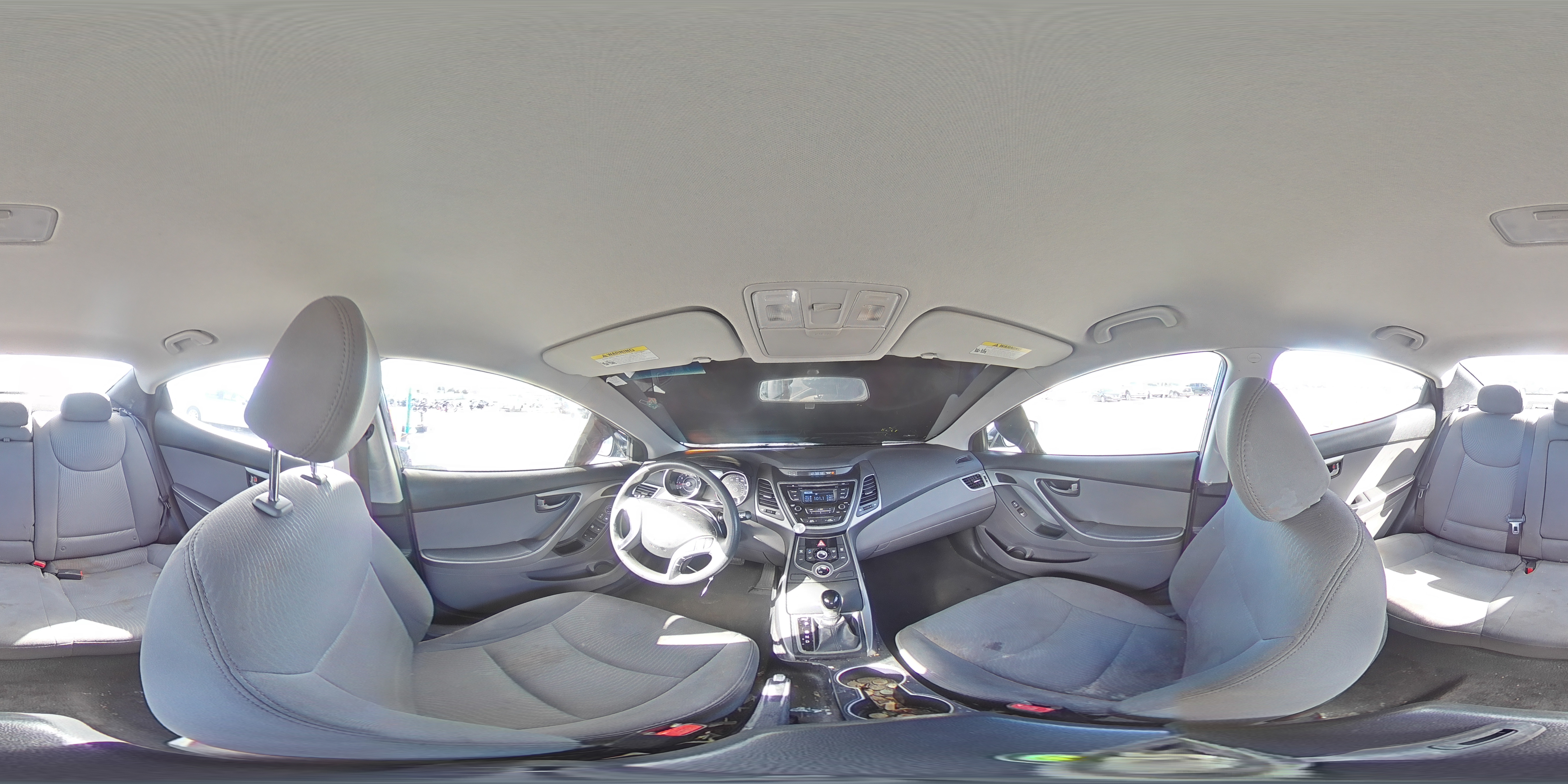 2016 Hyundai Elantra - Image 13