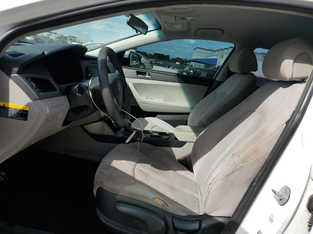 2015 Hyundai Sonata - Image 7