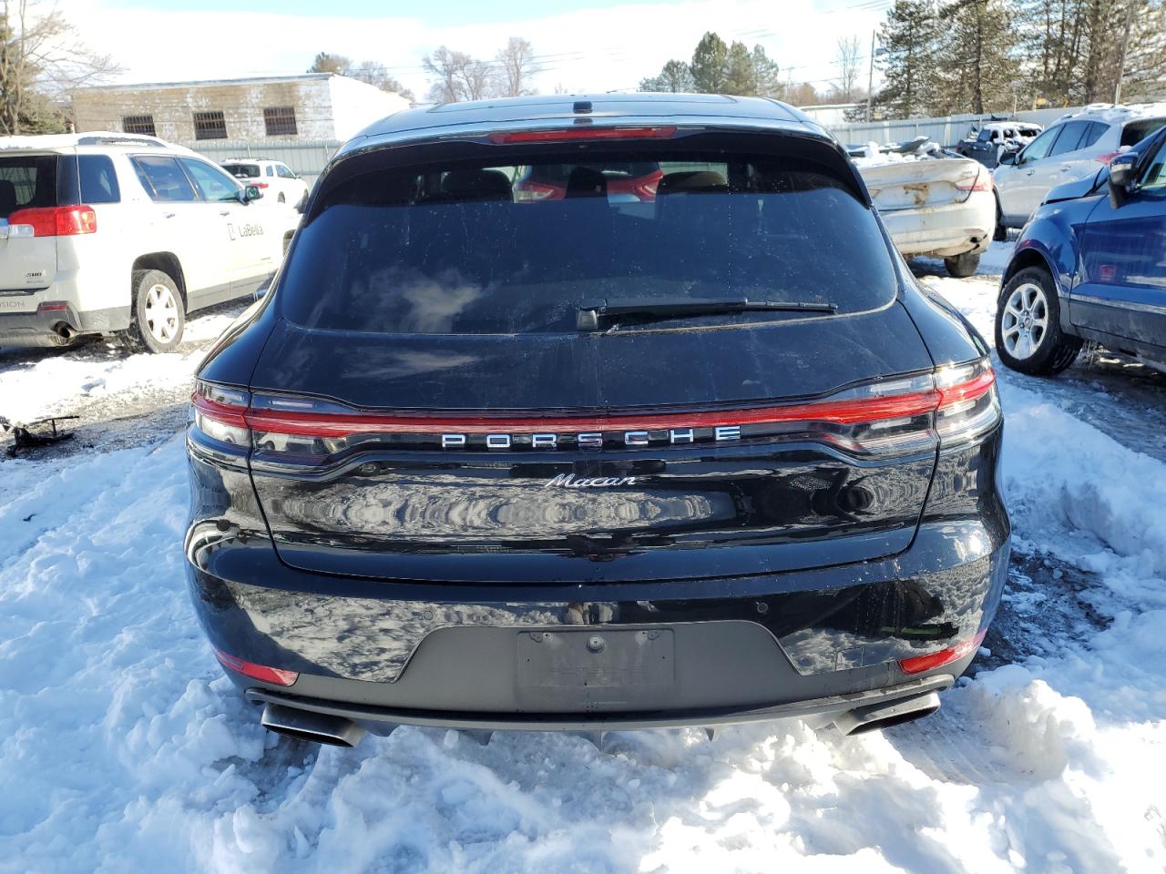 2020 Porsche Macan - Image 6