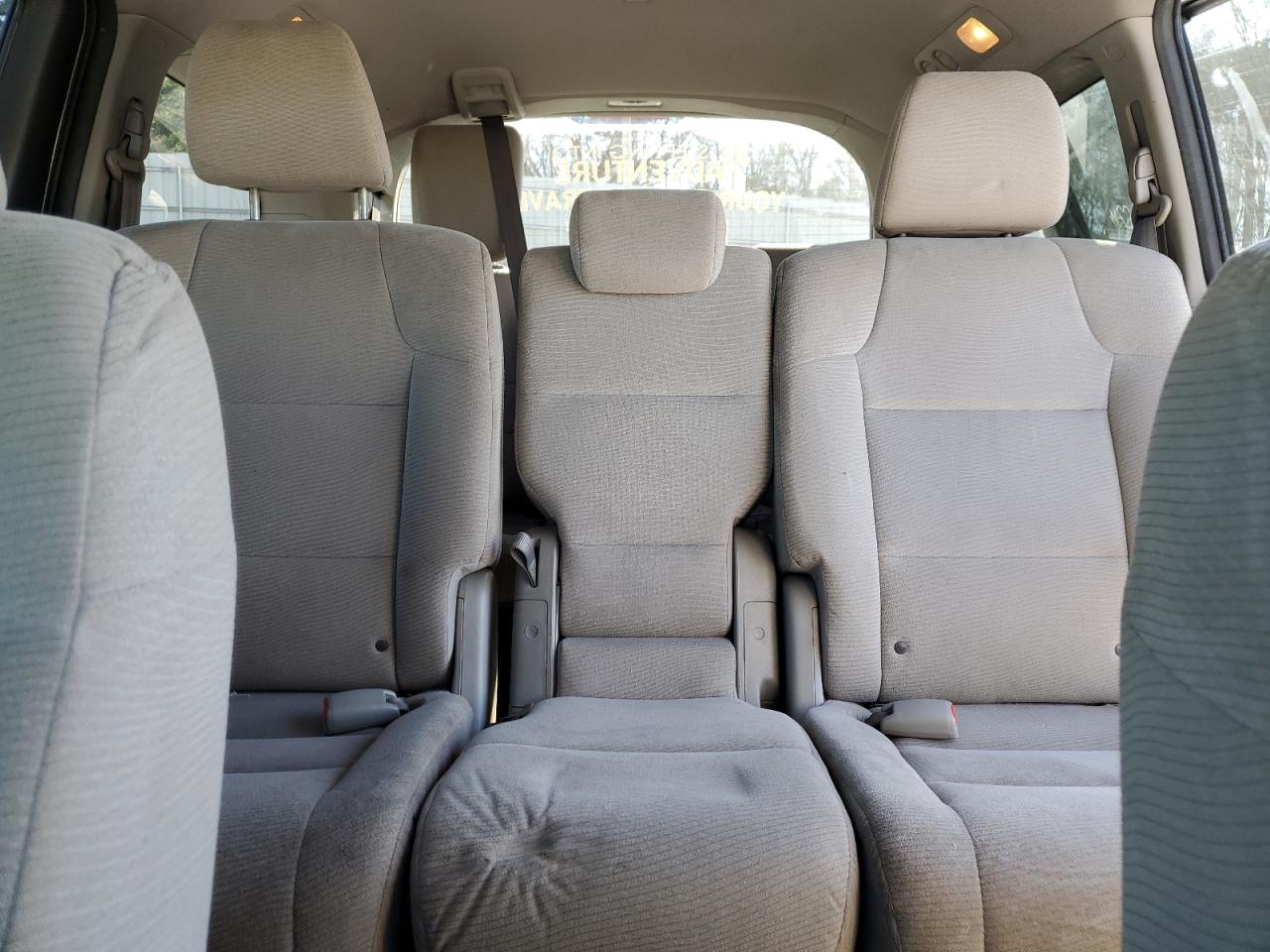 2011 Honda Odyssey - Image 10