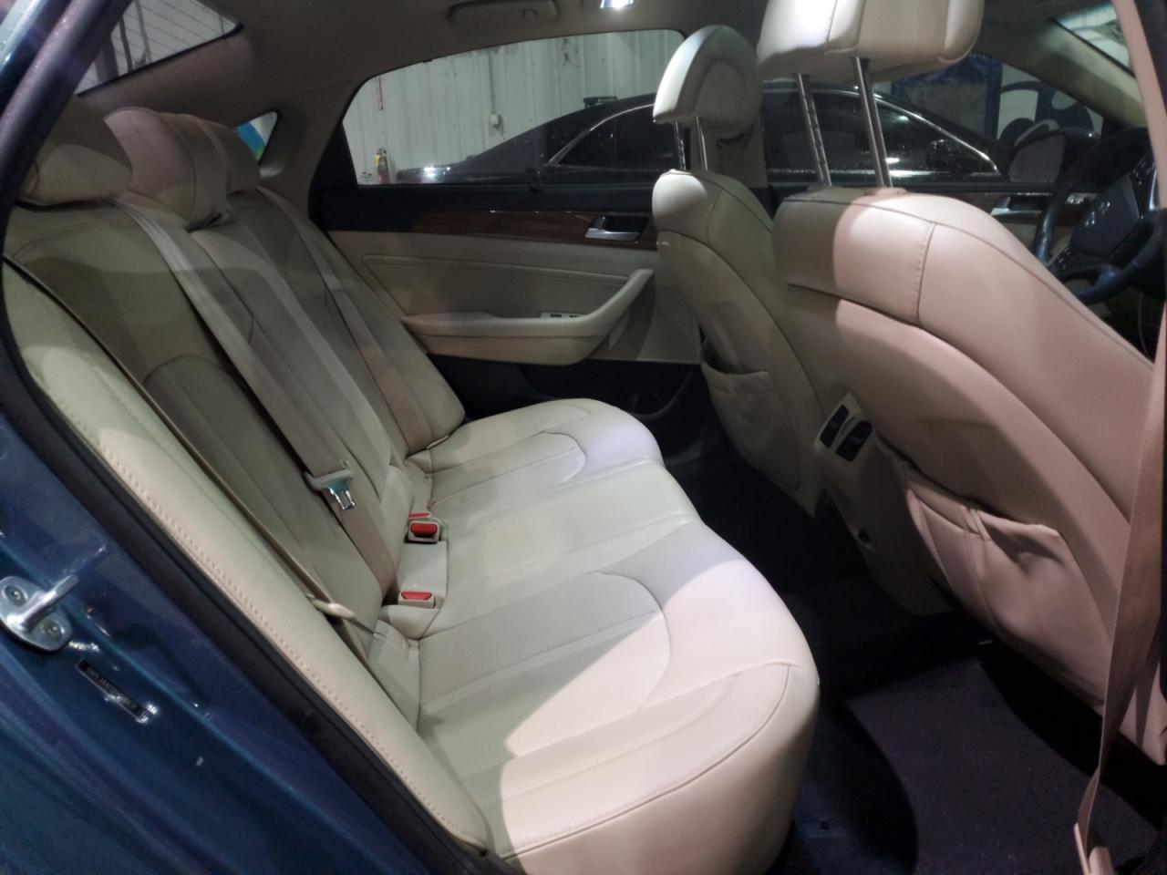 2015 Hyundai Sonata - Image 10