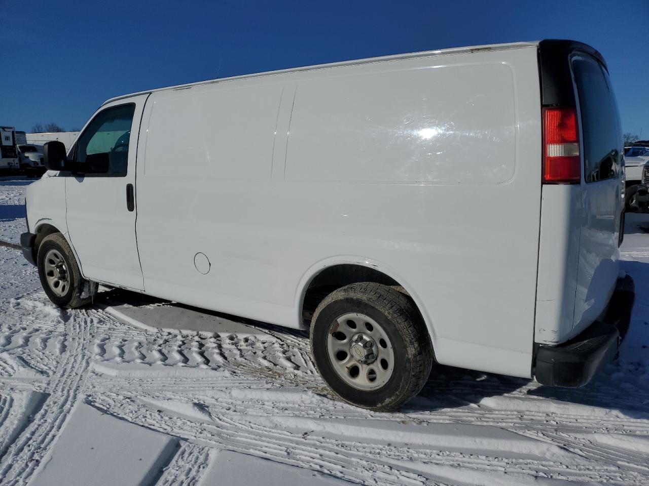 2012 Chevrolet Express - Image 2