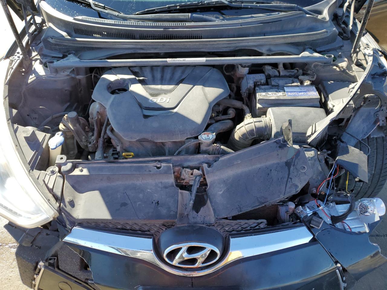 2014 Hyundai Veloster - Image 11