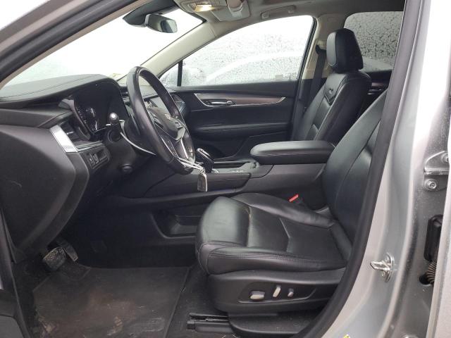  CADILLAC XT5 2019 Серебристый