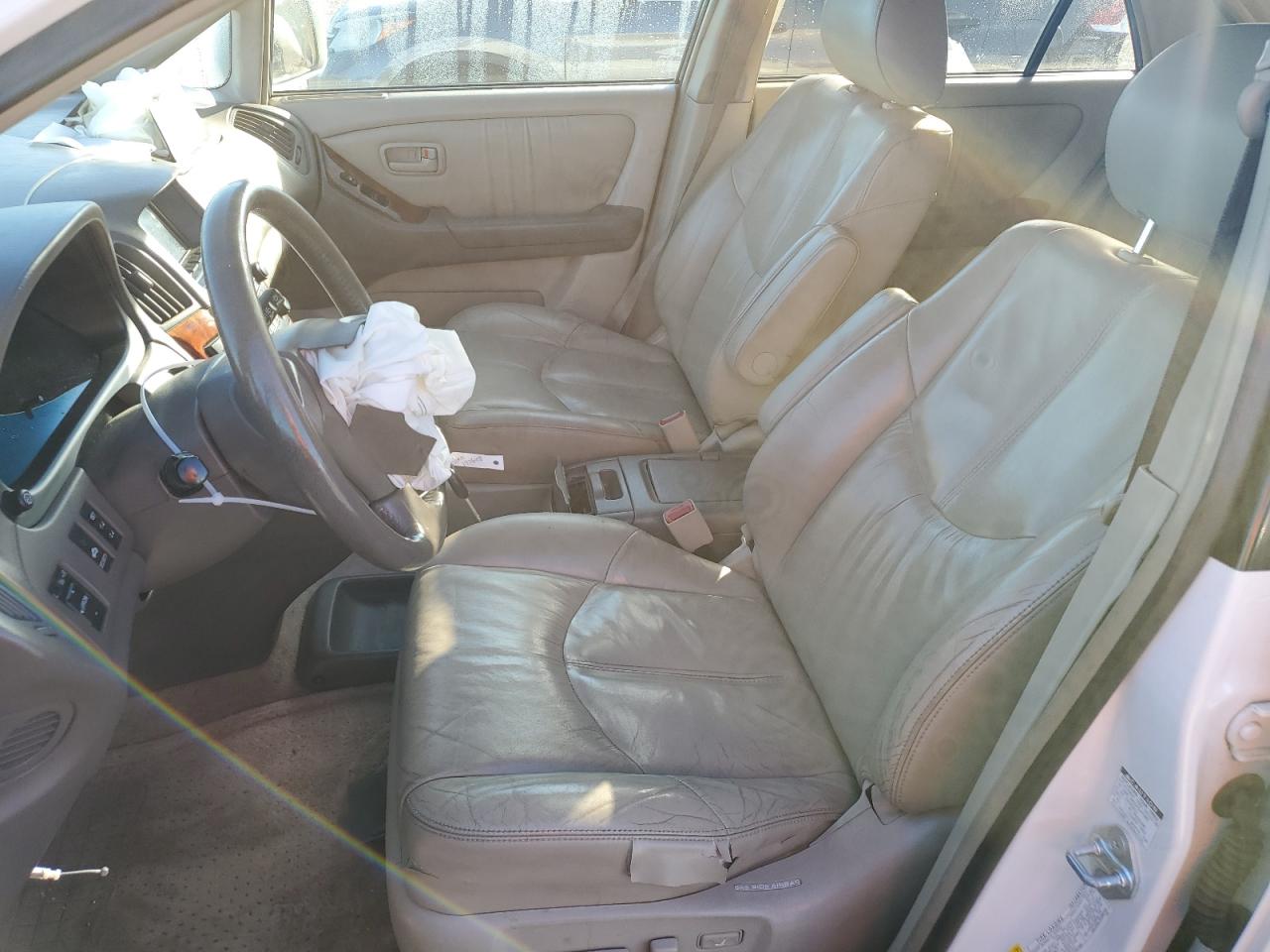1999 Lexus RX - Image 7