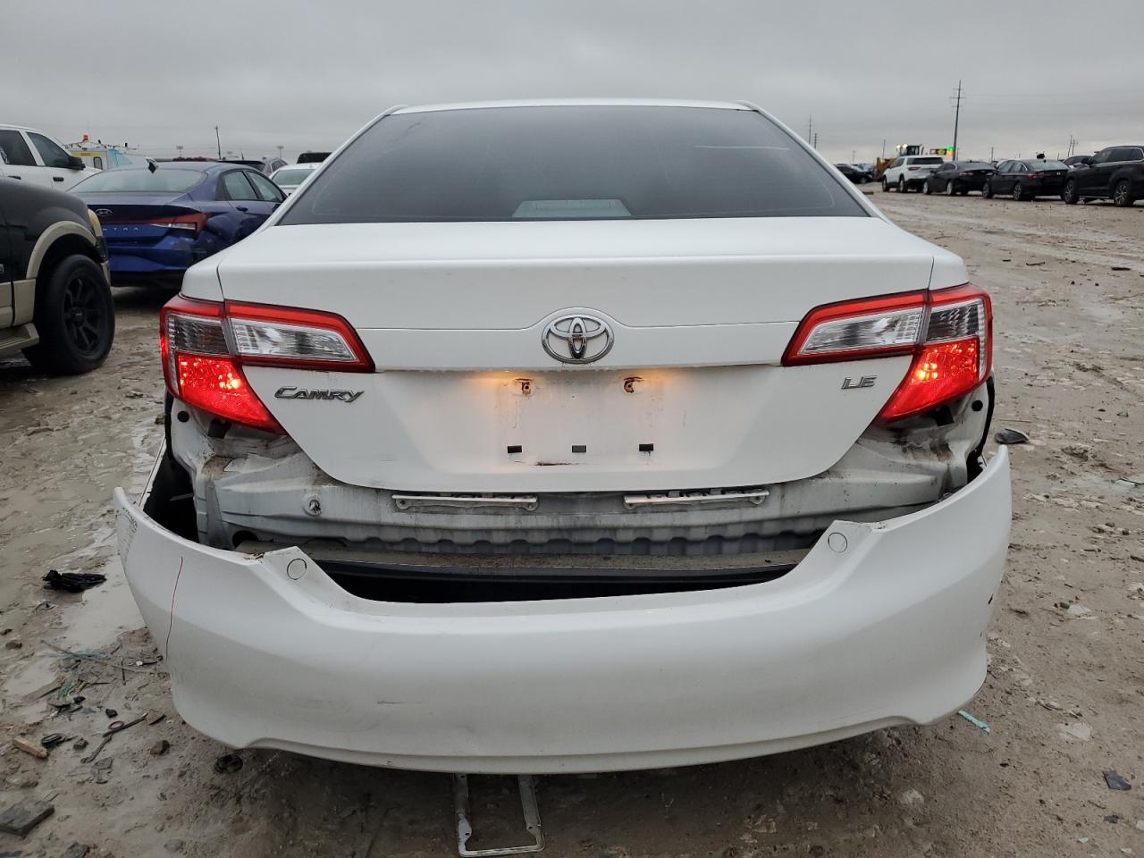 2013 Toyota Camry - Image 6
