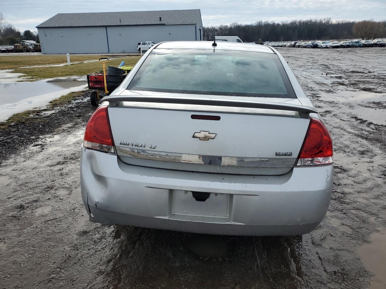 2011 Chevrolet Impala - Image 6