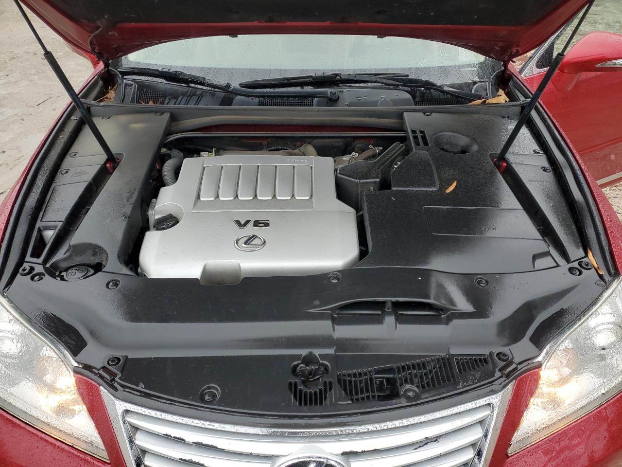 2011 Lexus ES - Image 12