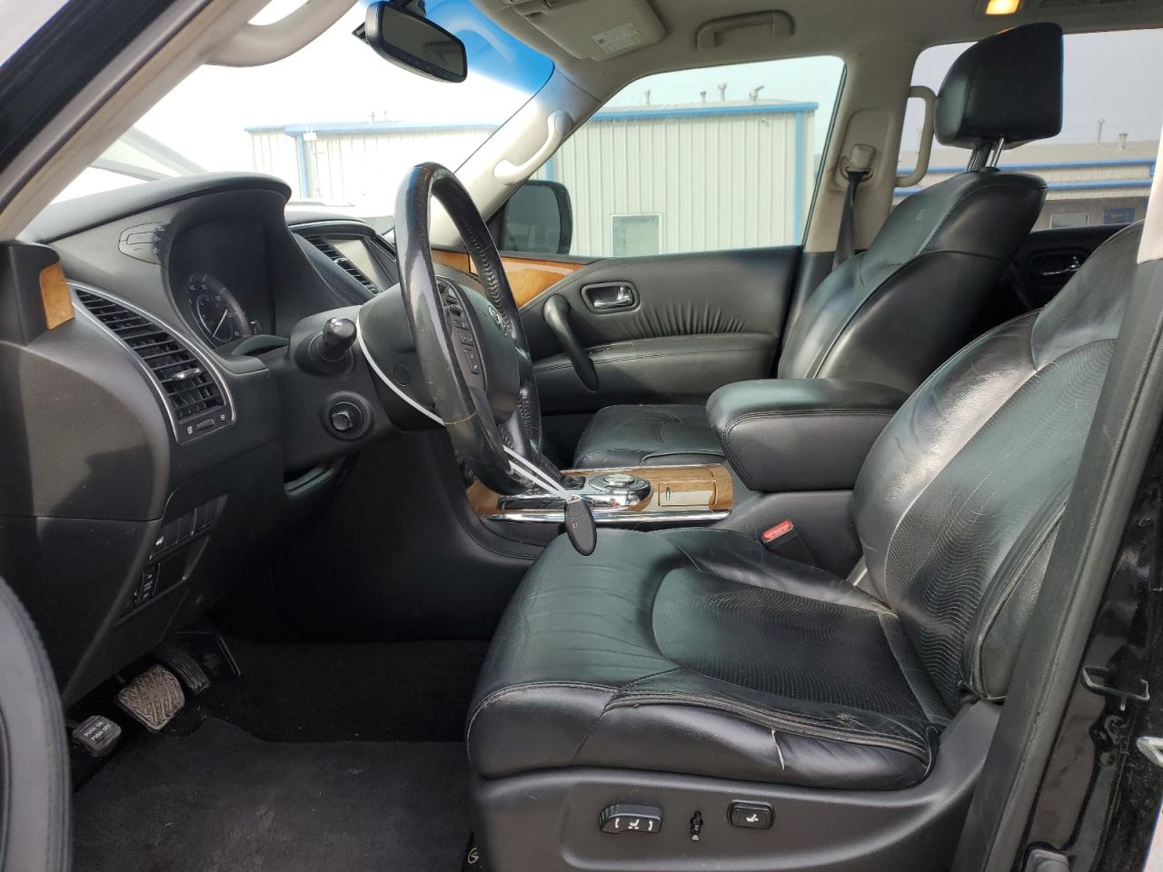 2014 Infiniti QX80 - Image 7