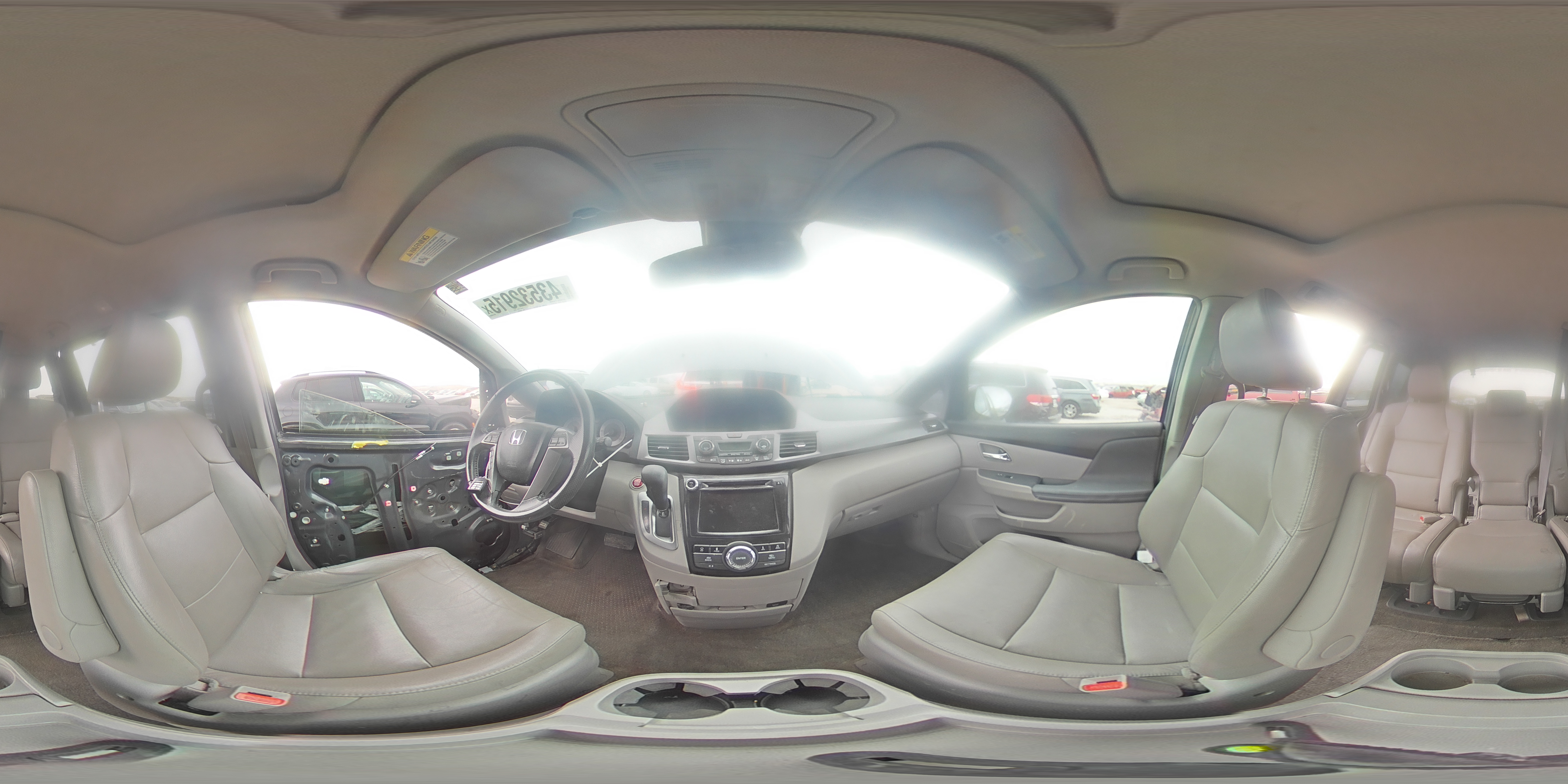 2014 Honda Odyssey - Image 15