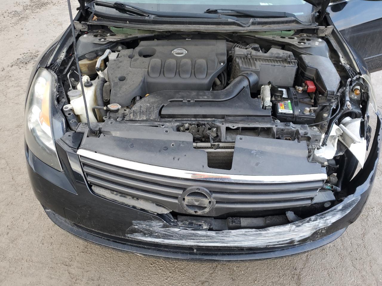 2009 Nissan Altima - Image 13