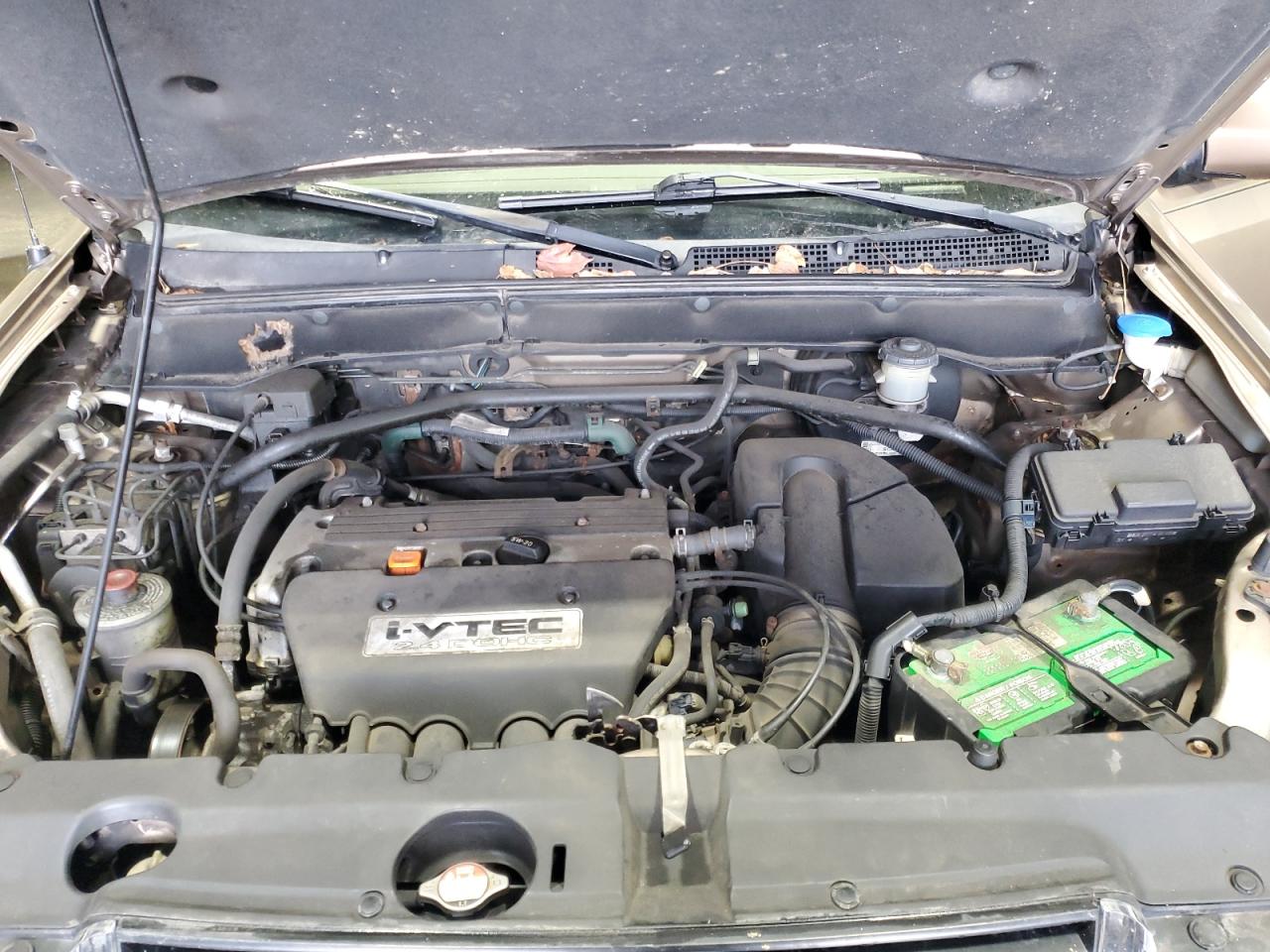 2004 Honda CR-V - Image 12