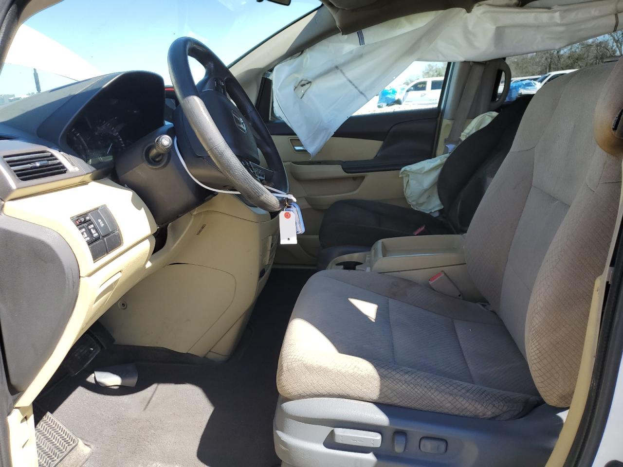 2016 Honda Odyssey - Image 7