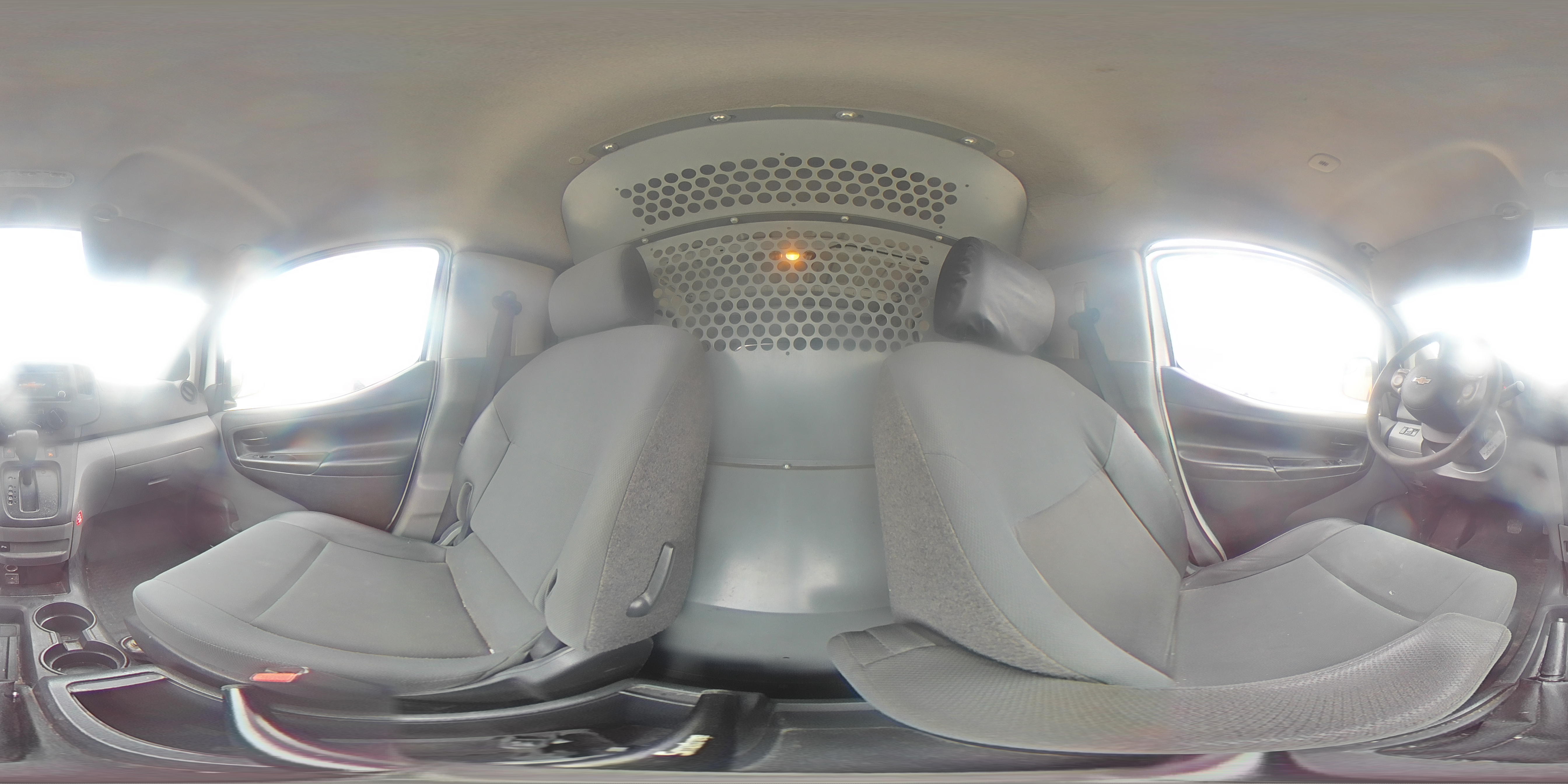 2015 Chevrolet Express - Image 15