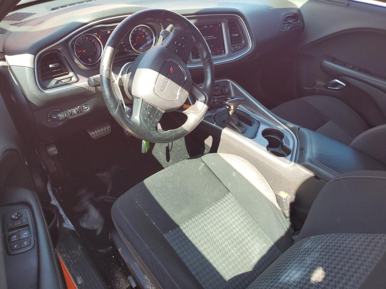 2019 Dodge Challenger - Image 8