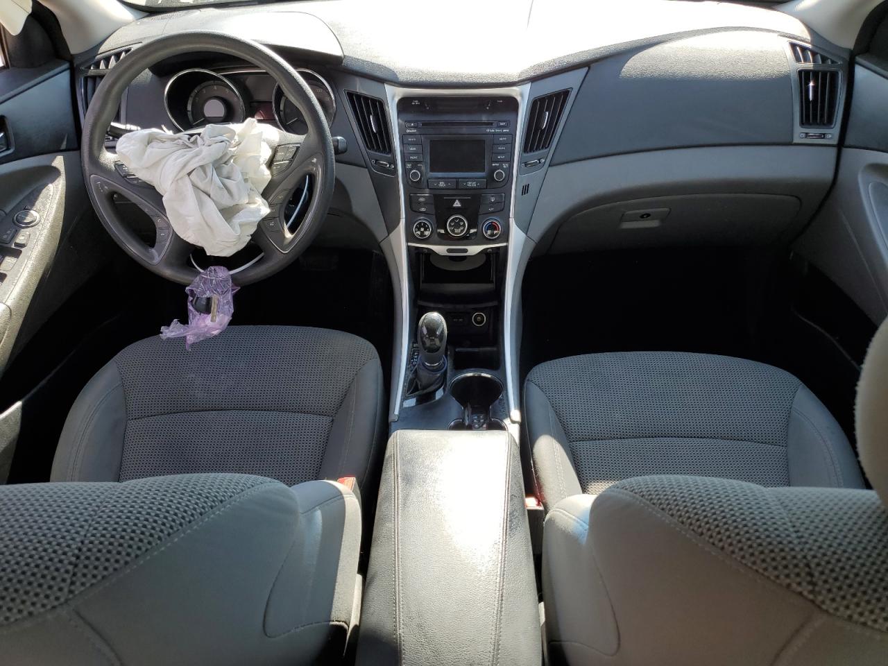 2014 Hyundai Sonata - Image 8