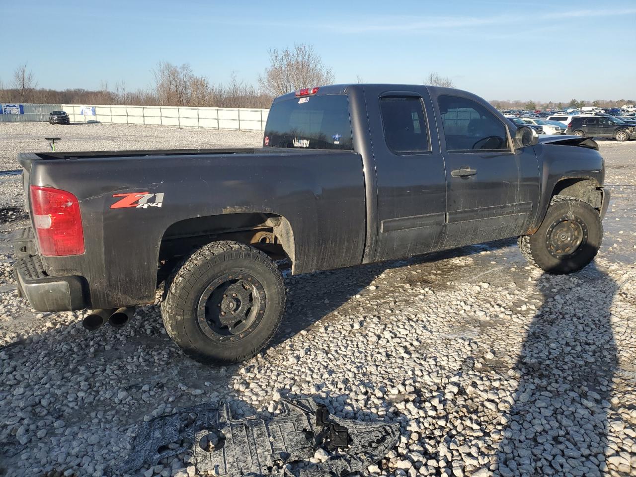 2010 Chevrolet Silverado - Image 3