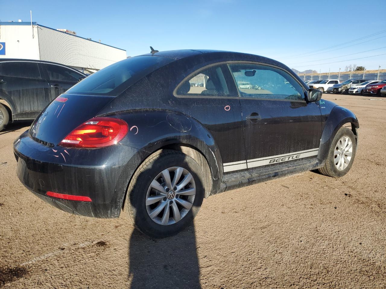 2016 Volkswagen Beetle - Image 3