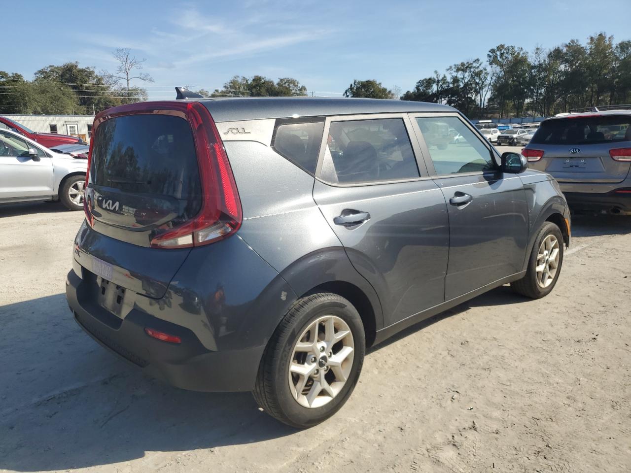 2022 Kia Soul - Image 3