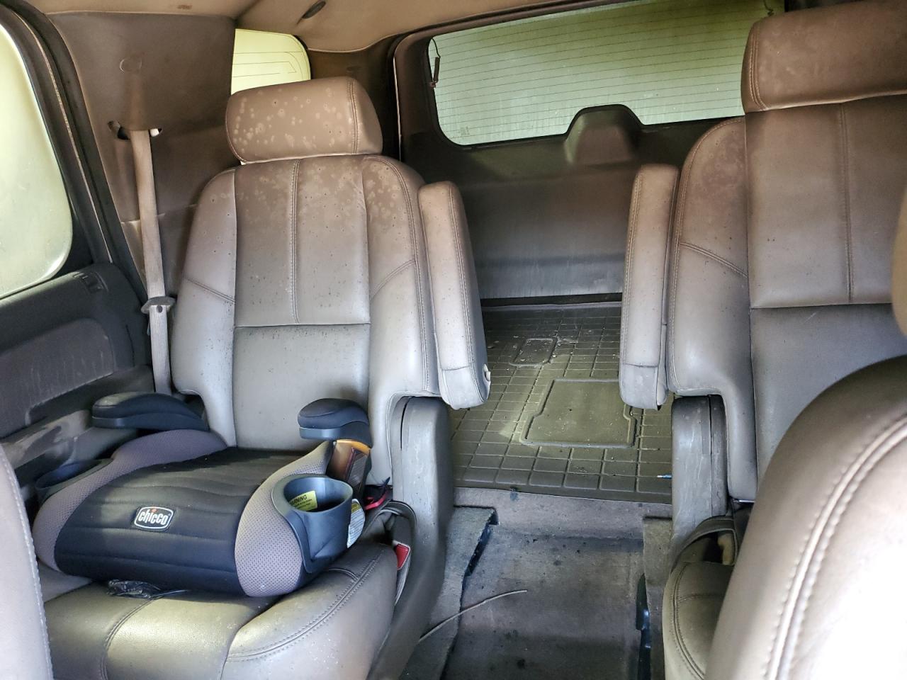 2008 GMC Yukon - Image 11