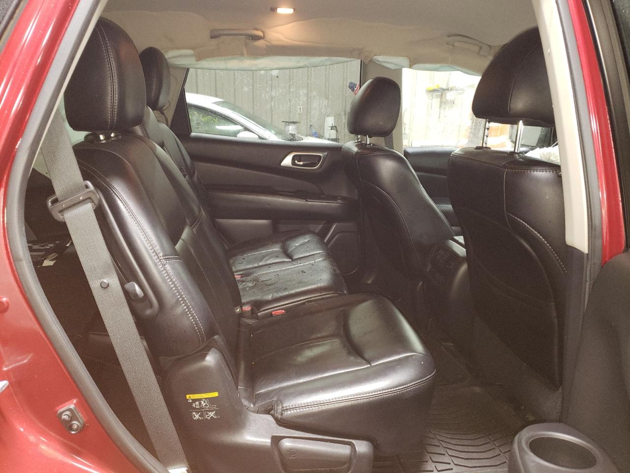 2014 Nissan Pathfinder - Image 10