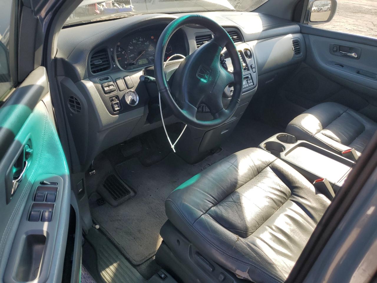 2001 Honda Odyssey - Image 8