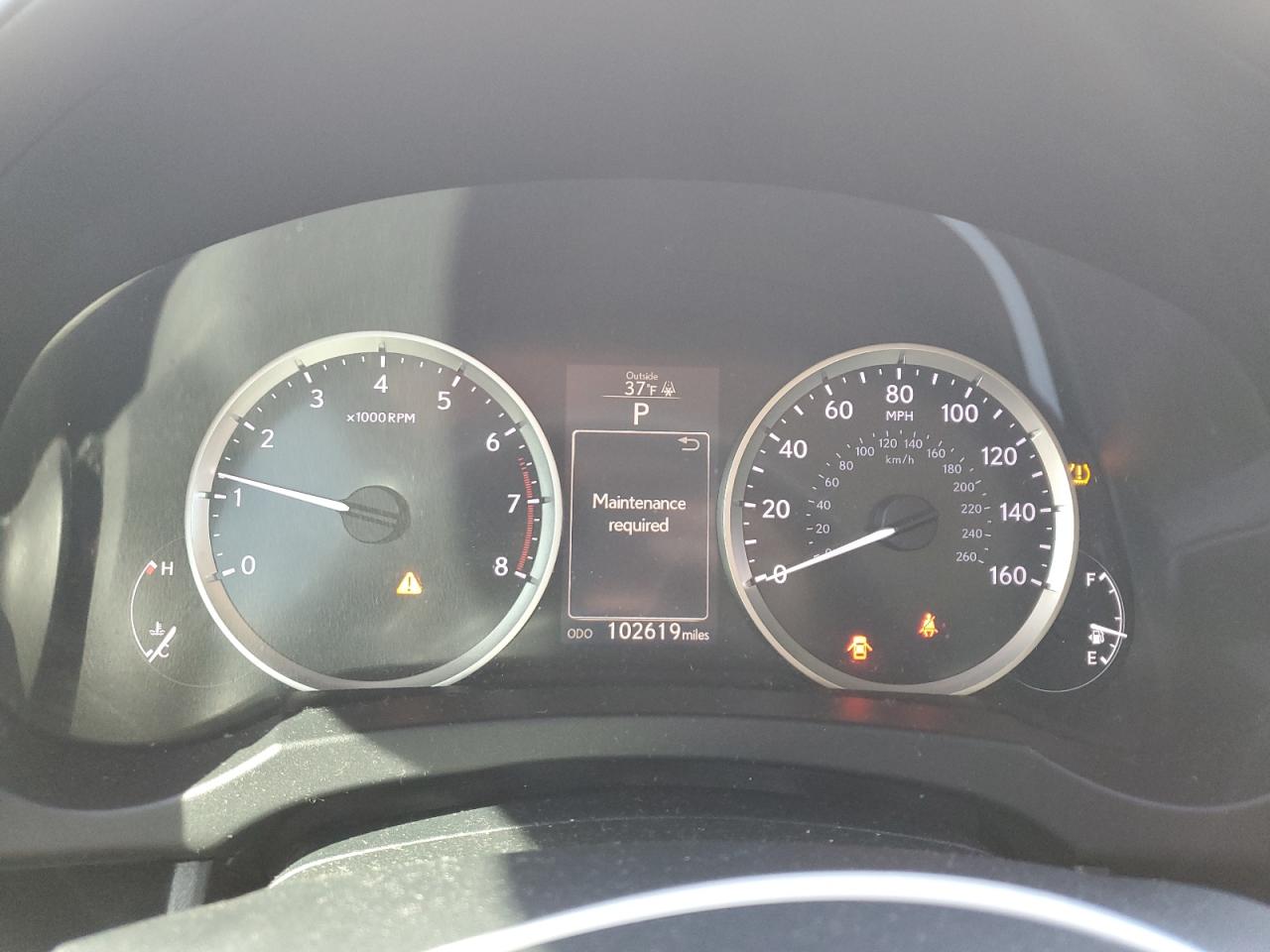 2016 Lexus IS - Image 9