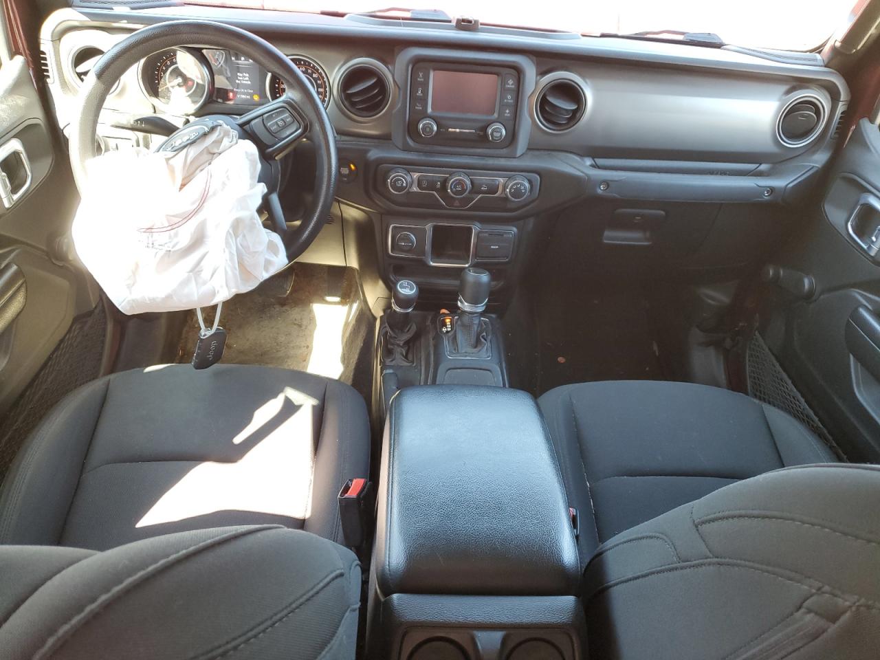 2021 Jeep Gladiator - Image 8
